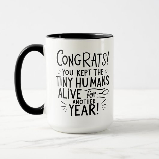 Mom & Dad Humor Gift – Funny “Tiny Humans Alive”  マグカップ (左)