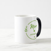 Mom Est. 2025 mug-New Mom Gift -Mother Gift  モーフィングマグカップ (正面右)