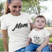 Mom Est. Black Script Red Heart | Custom Tシャツ