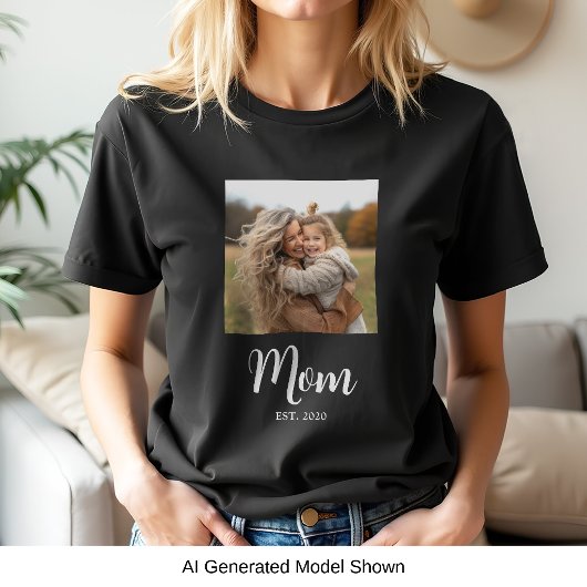 Mom Established スクリプトテキスト 写真 Tシャツ