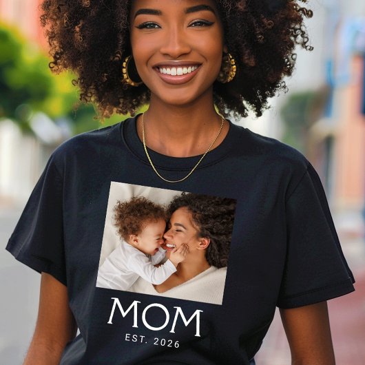 Mom Established タイポグラフィー 写真 Tシャツ