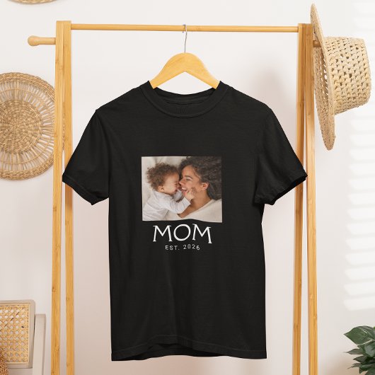 Mom Established タイポグラフィー 写真 Tシャツ
