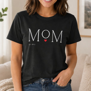 Mom Established ハートのタイポグラフィ ブラック Tシャツ