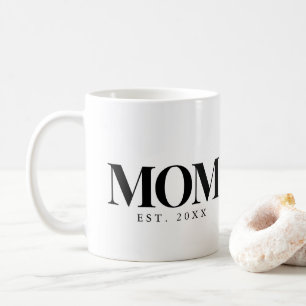 Mom Established 新しいママへのギフト 黒いタイポグラフィ コーヒーマグカップ
