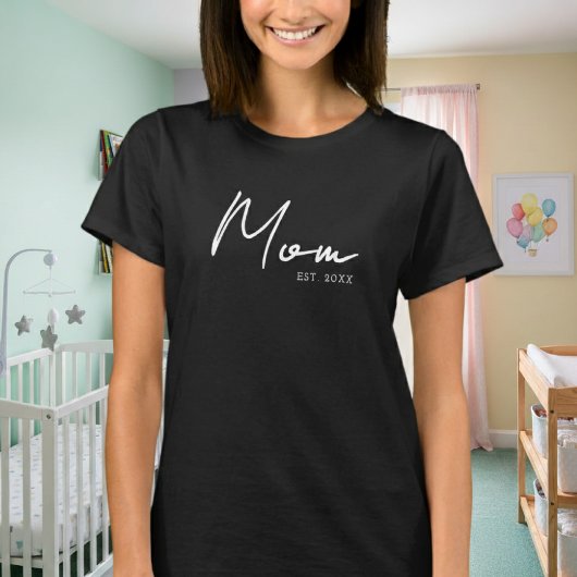 Mom Established 新しいママへのギフトTシャツ Tシャツ