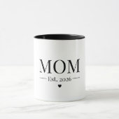 Mom Established 2026 マグカップ (中央)