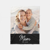 Mom Established Black Modern Script Photo フリースブランケット (正面)