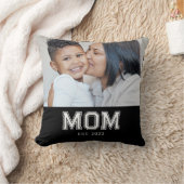 Mom Established Modern Bold Photo Throw クッション (ブランケット)