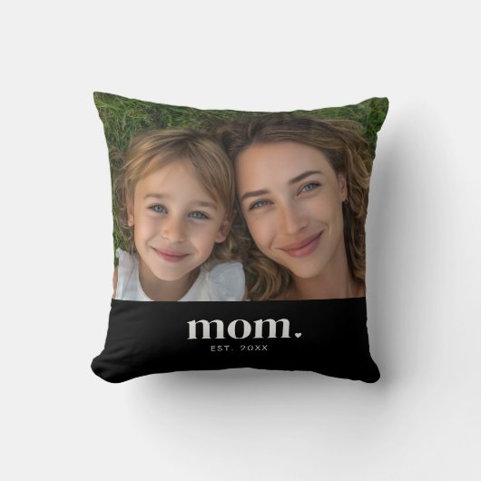 Mom Established Modern Minimal Photo クッション (正面)