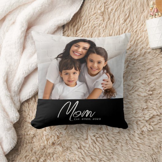 Mom Established Modern Script Photo Throw Pillow クッション (ブランケット)