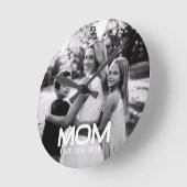 Mom Established Modern White Bold Photo ラウンド壁時計 (傾斜)