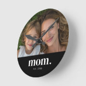Mom Established Modern White Minimal Photo ラウンド壁時計 (傾斜)