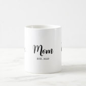 Mom Established New Mom Gift コーヒーマグカップ (中央)