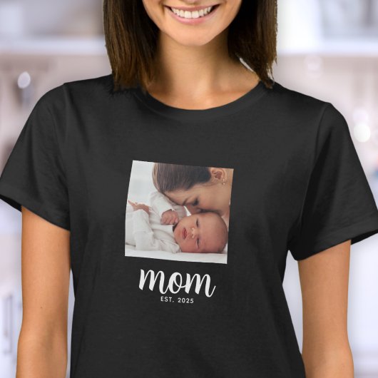 Mom Established Photo Mother's Day Tシャツ