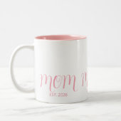 Mom Established Rose Pink Script New Mom Gift ツートーンマグカップ (左)
