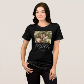 Mom Established Script 黒写真 トライブレンドTシャツ (正面全面)