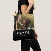 Mom Established Script Black Photo トートバッグ (クローズアップ)