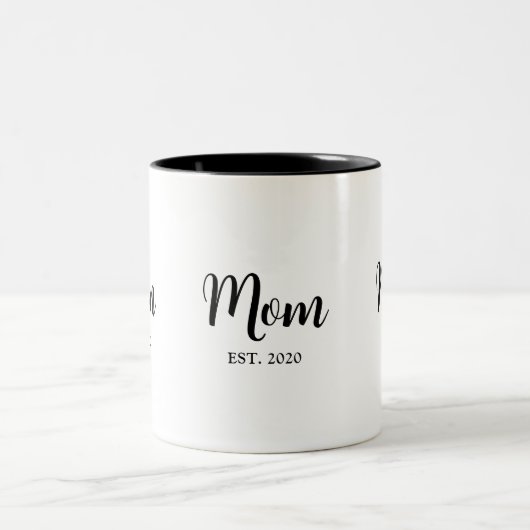 Mom Established Script Text Mom Gift ツートーンマグカップ (中央)