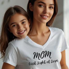 「MOM First Light of Love」引用文 Tシャツ