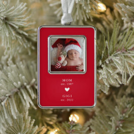 Mom | Gigi Year Est. フォトクリスマスオーナメント シルバープレートフレームオーナメント