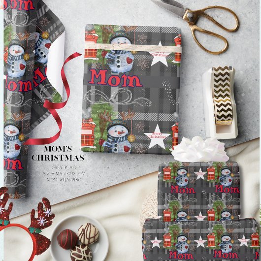 "Mom" Gray Plaid Snowman Christmas Wrapping Paper ラッピングペーパー