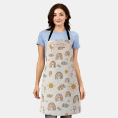 Mom Life Boho Rainbows Personalized エプロン (着用した状態)