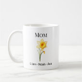 Mom March Birth Flower with Kids Names コーヒーマグカップ (左)