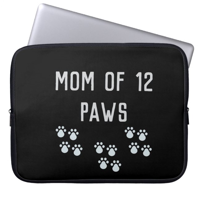 Mom of 12 paws ラップトップスリーブ (正面)