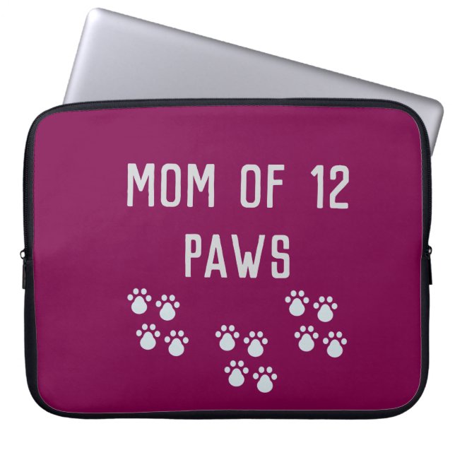 Mom of 12 paws ラップトップスリーブ (正面)