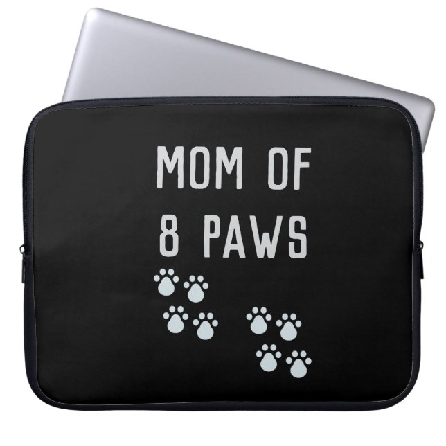 Mom of 8 paws ラップトップスリーブ (正面)