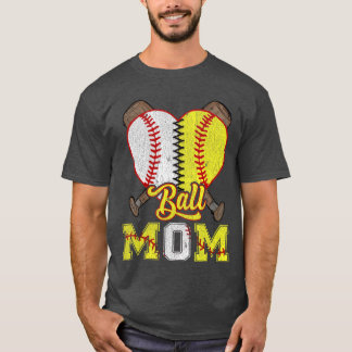 Mom of Both Ball Mom Half Softball Half Baseball v Tシャツ