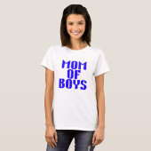 Mom of Boys - Chaos & Love Tシャツ (正面フル)