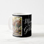 Mom of Girls Elegant Modern Script 2 Photo Black コーヒーマグカップ (正面左)