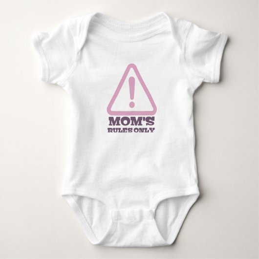 Mom’s Rules Only – Sassy New Mom Baby Apparel ベビーボディスーツ (正面)