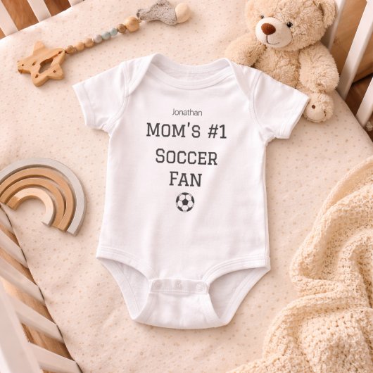 Mom Soccer Fan Baby Name Custom ベビーボディスーツ