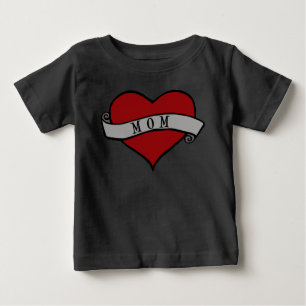 Mom Tattooハート ベビーTシャツ