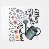 Mom Taught Me Kindness フリースブランケット (正面(横))