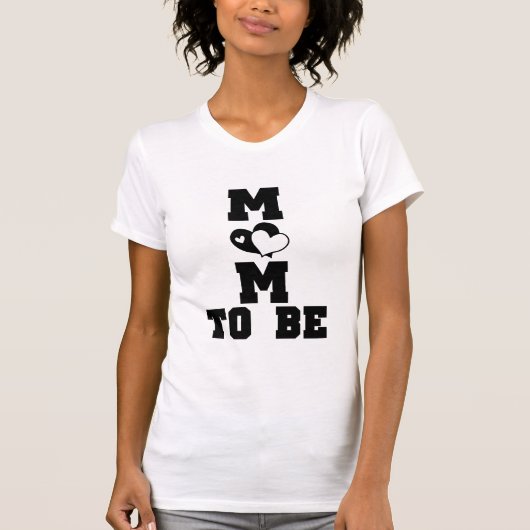 MOM to Be – ブラック文字 Tシャツ (正面)