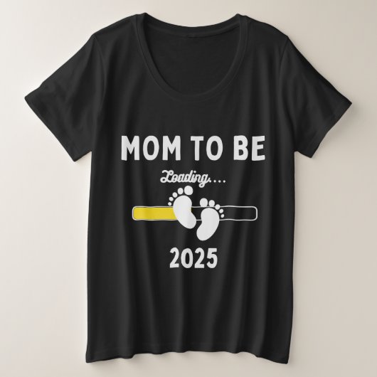 Mom to be 2025 Loading Mom Est 2025 プラスサイズTシャツ (デザイン正面)