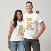 MOM To Be Tシャツとギフト Tシャツ (ユニセックス)