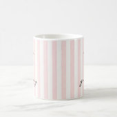 Mom to Grammy Est Mug with Bow コーヒーマグカップ (中央)