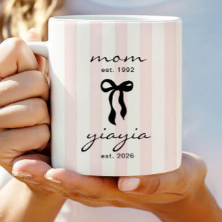 Mom to Yiayia リボン付きマグカップ コーヒーマグカップ