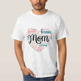 Mom Word Art in Motハートシェイプ – Motに最適な贈り物 Tシャツ