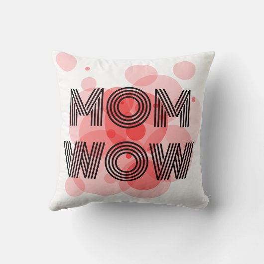 MOM WOW BLACK on red | クッション (裏面)