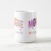 Mombie Mug – ゾンビのように、しかし子供と コーヒーマグカップ (中央)