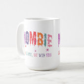 Mombie Mug – ゾンビのように、しかし子供と コーヒーマグカップ (正面左)