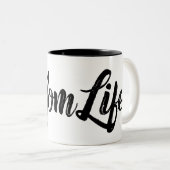 #MomLife、およびモダントレンディーハッシュタグデザイン ツートーンマグカップ (正面右)