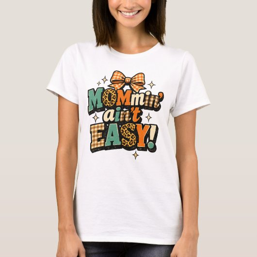Mommin' Ain't Easy Retro Mom Life Groovy Leopard P Tシャツ (正面)