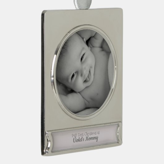 Mommyの第1回クリスマスパーソナライズされた名年写真 シルバープレートバナーオーナメント (右)