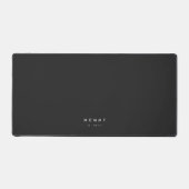 MOMMYモダン誕生日ローマ数字ブラック デスクマット (正面)